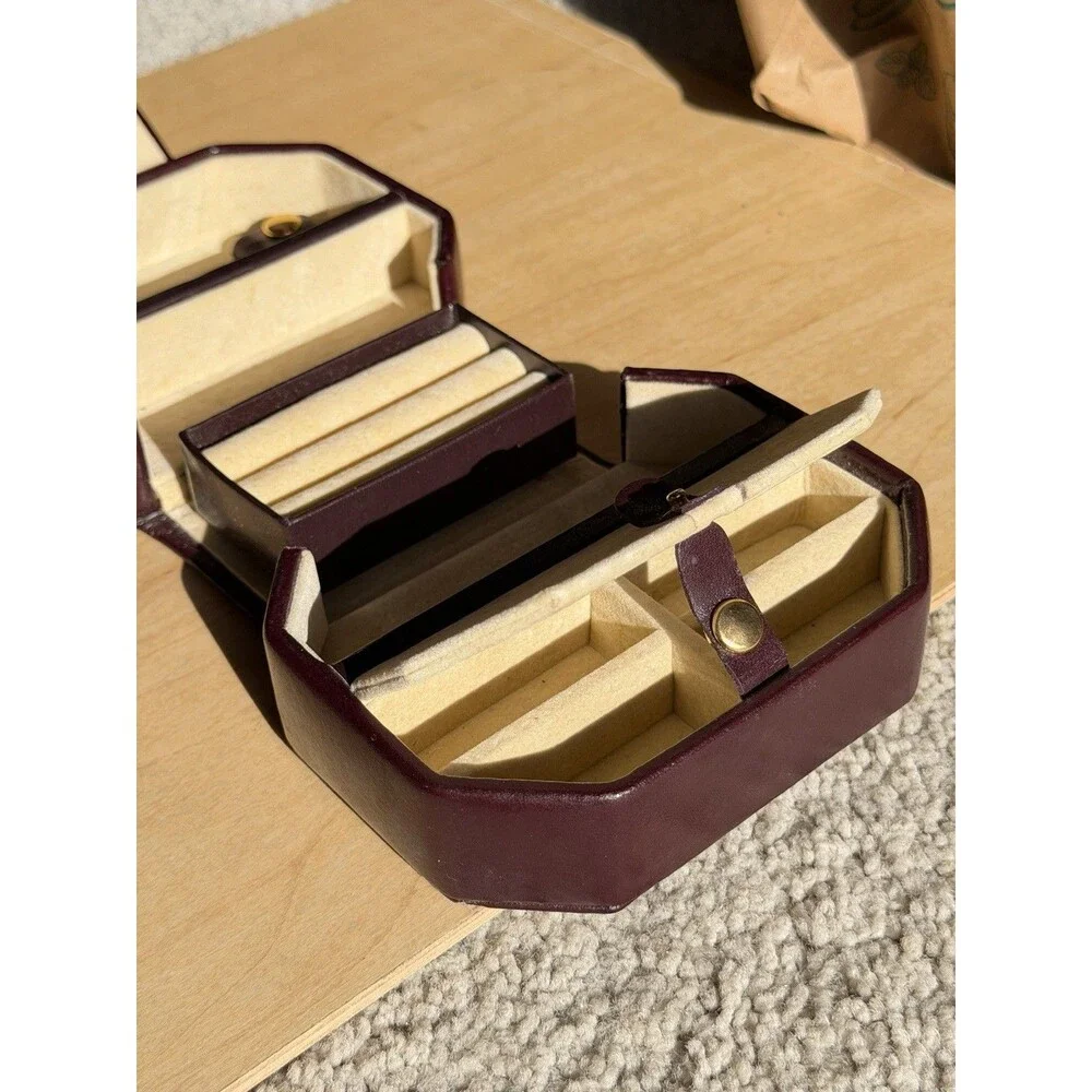 Vintage Burgundy LeatherOctagonal Jewelry Travel Case